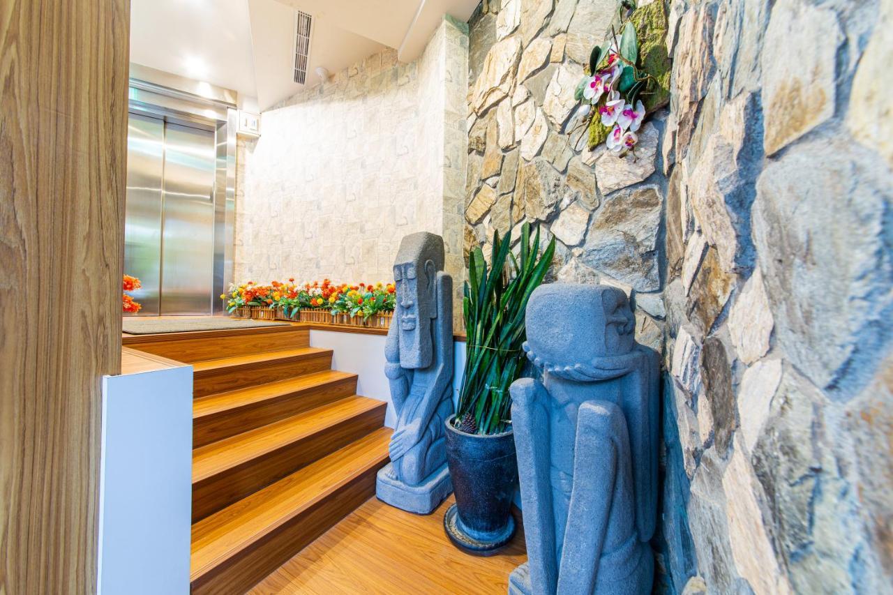 Hotel Foreseen Taipei Exterior photo